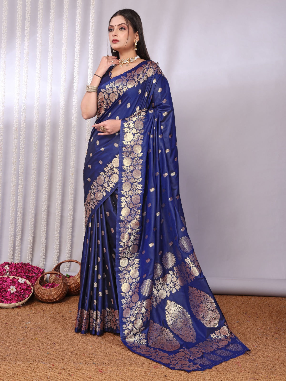 Handwoven Blue Banarasi Silk Saree With Unstitched Blouse Piece