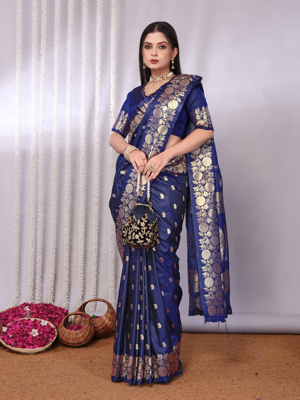 Handwoven Blue Banarasi Silk Saree With Unstitched Blouse Piece