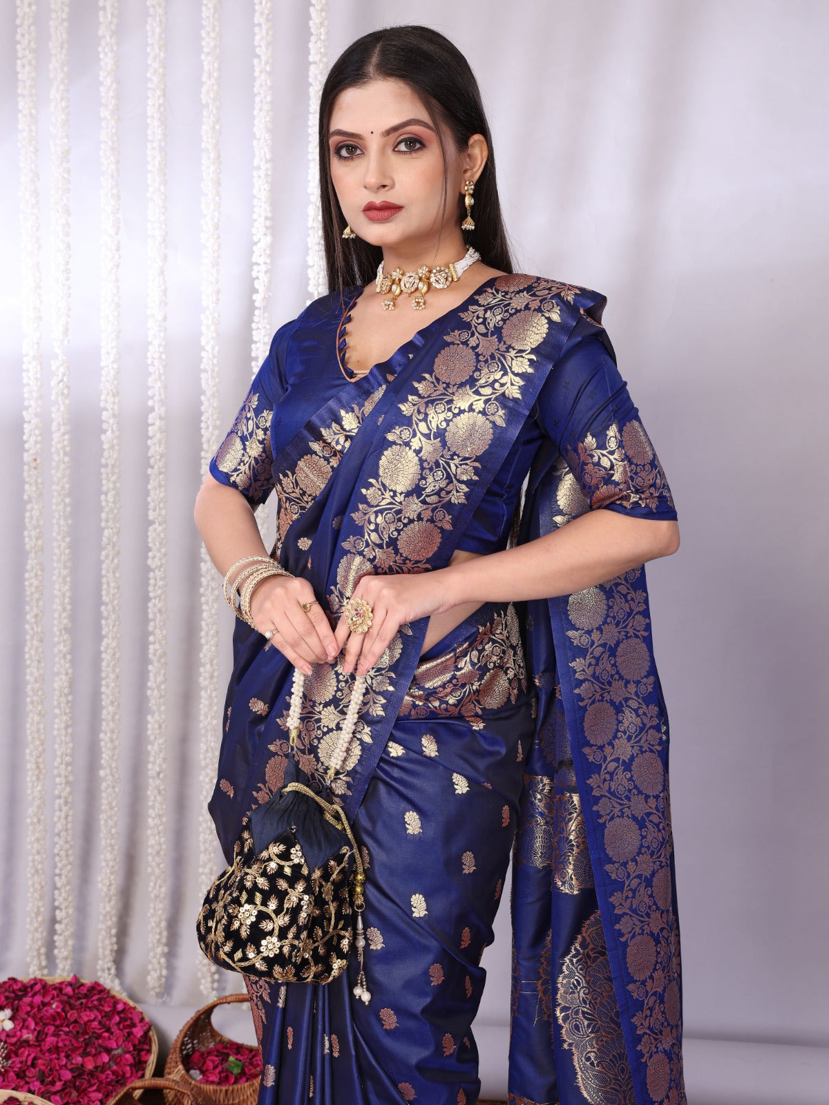 Handwoven Blue Banarasi Silk Saree With Unstitched Blouse Piece