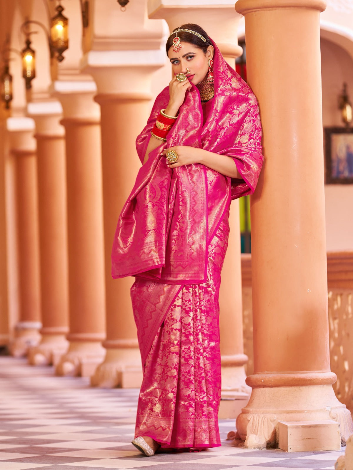 Cheerful Pink Silk Saree With Unstitched Blouse Piece