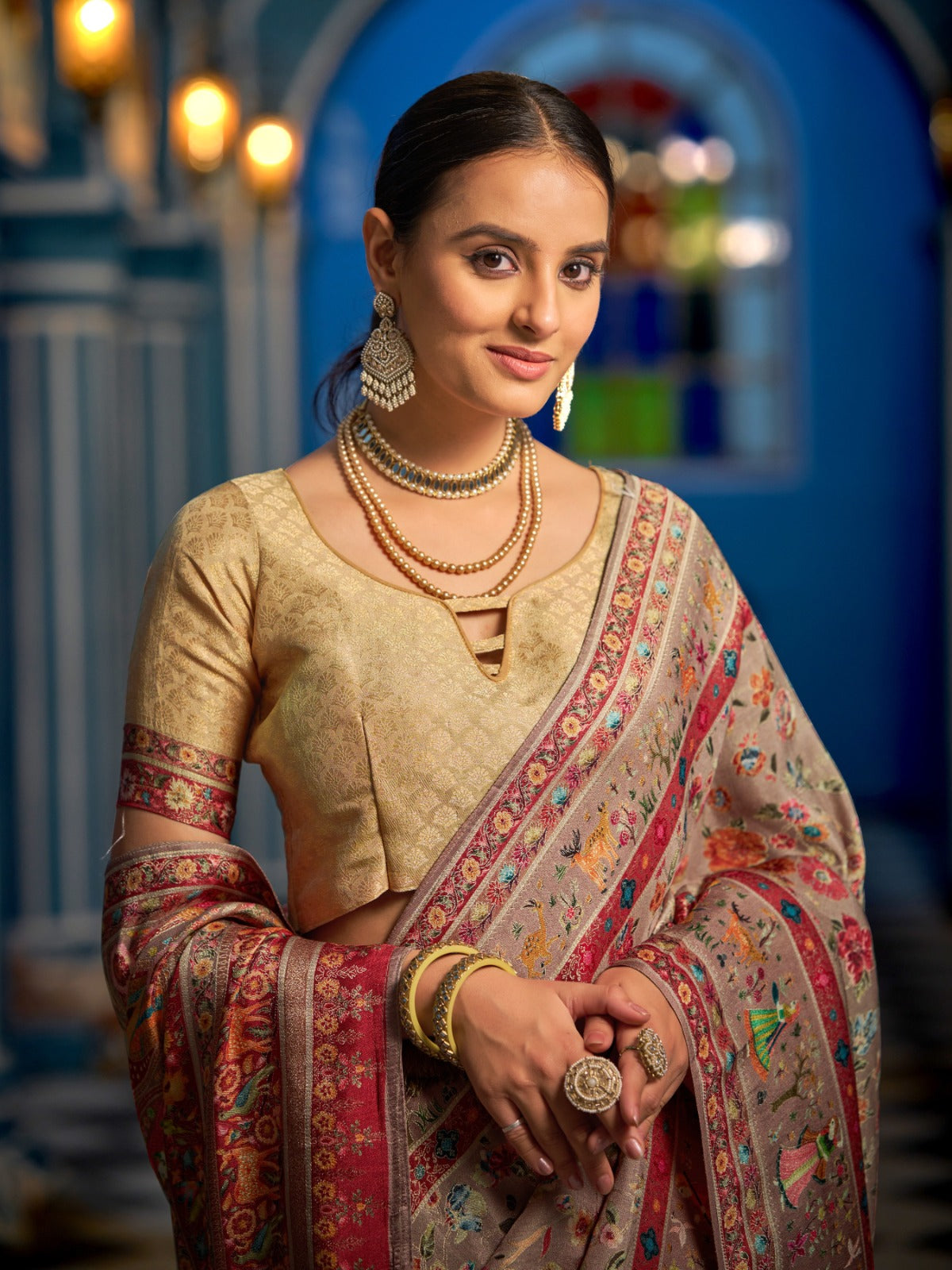 Beige Pink Viscose Dolla Silk Saree With Silk Unstitched Blouse Piece