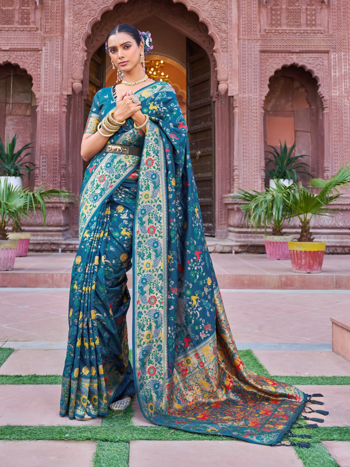Luxurious Teal Prathani Soft Silk Saree With Unstitched Blouse Piece