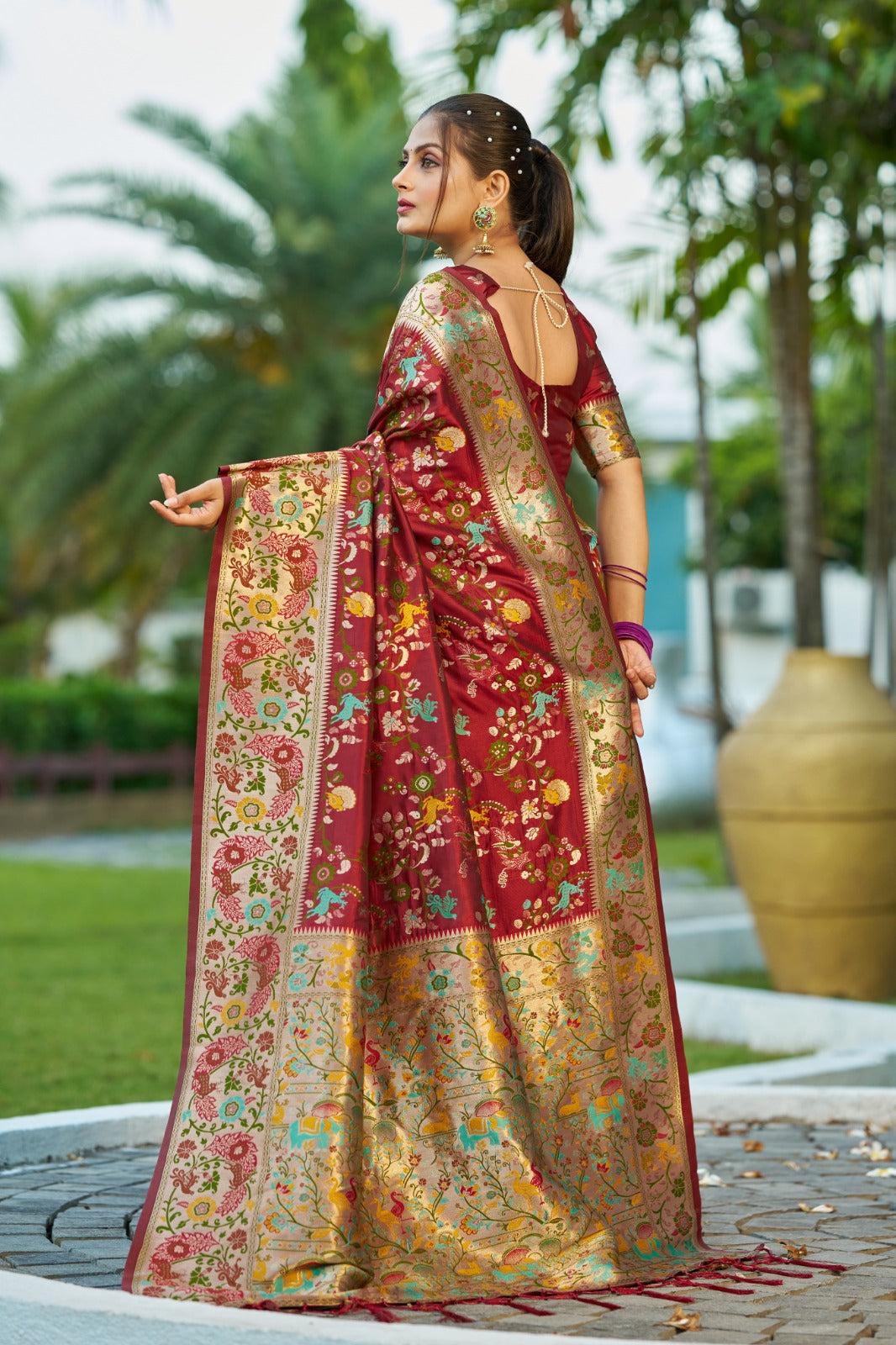 Maroon Prathani Soft Silk Saree With Unstitched Blouse Piece