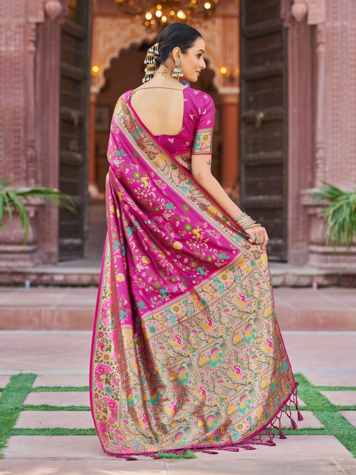 Rani Pink Prathani Soft Silk Saree With Unstitched Blouse Piece