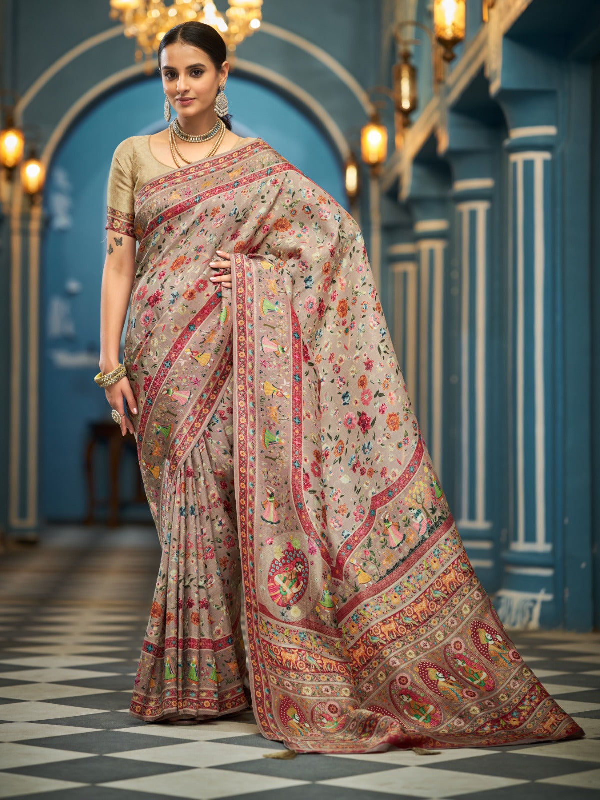 Beige Pink Viscose Dolla Silk Saree With Silk Unstitched Blouse Piece