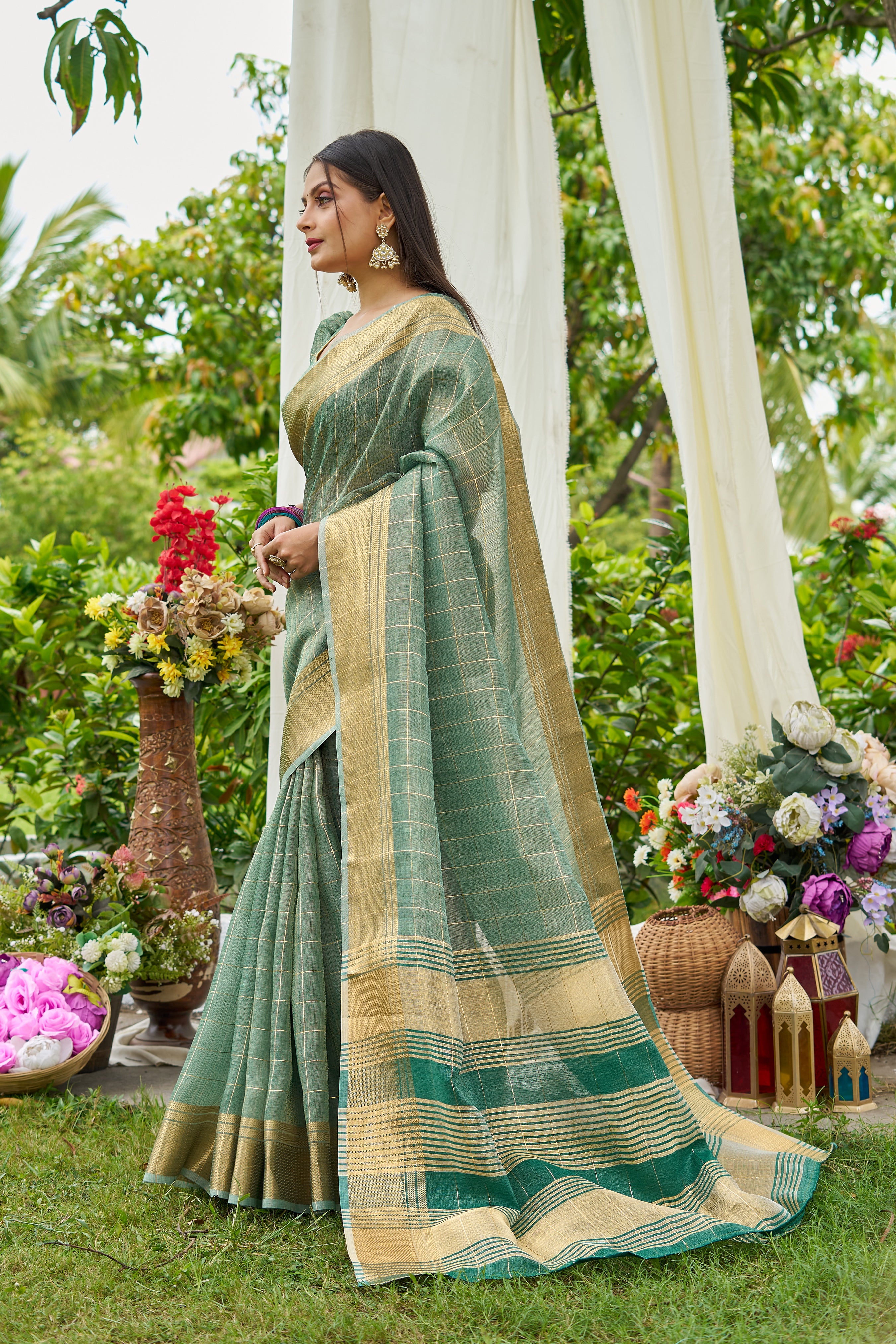 Turquoise Blue Tissue Saree With Unstitched Blouse