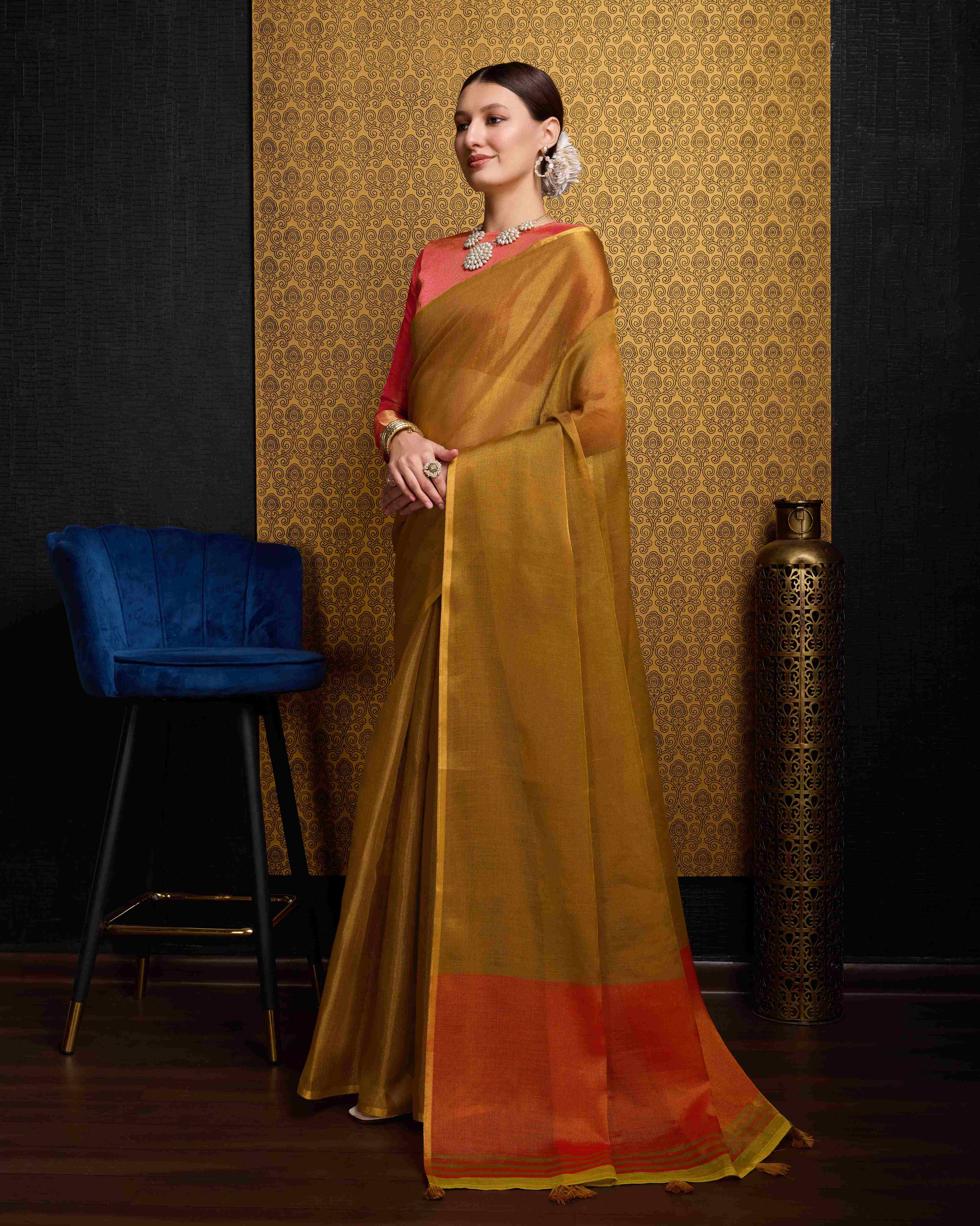 Red & Golden-Toned  Tissue Saree With Unstitched Blouse