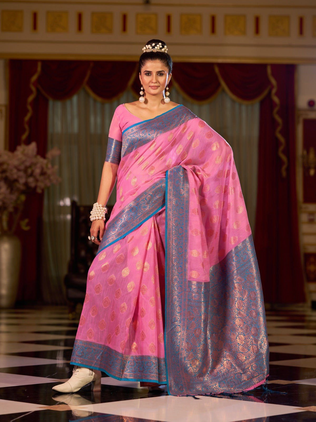 Pink  Cotton Linen Saree With Pure Cotton Unstitched Blouse Piece