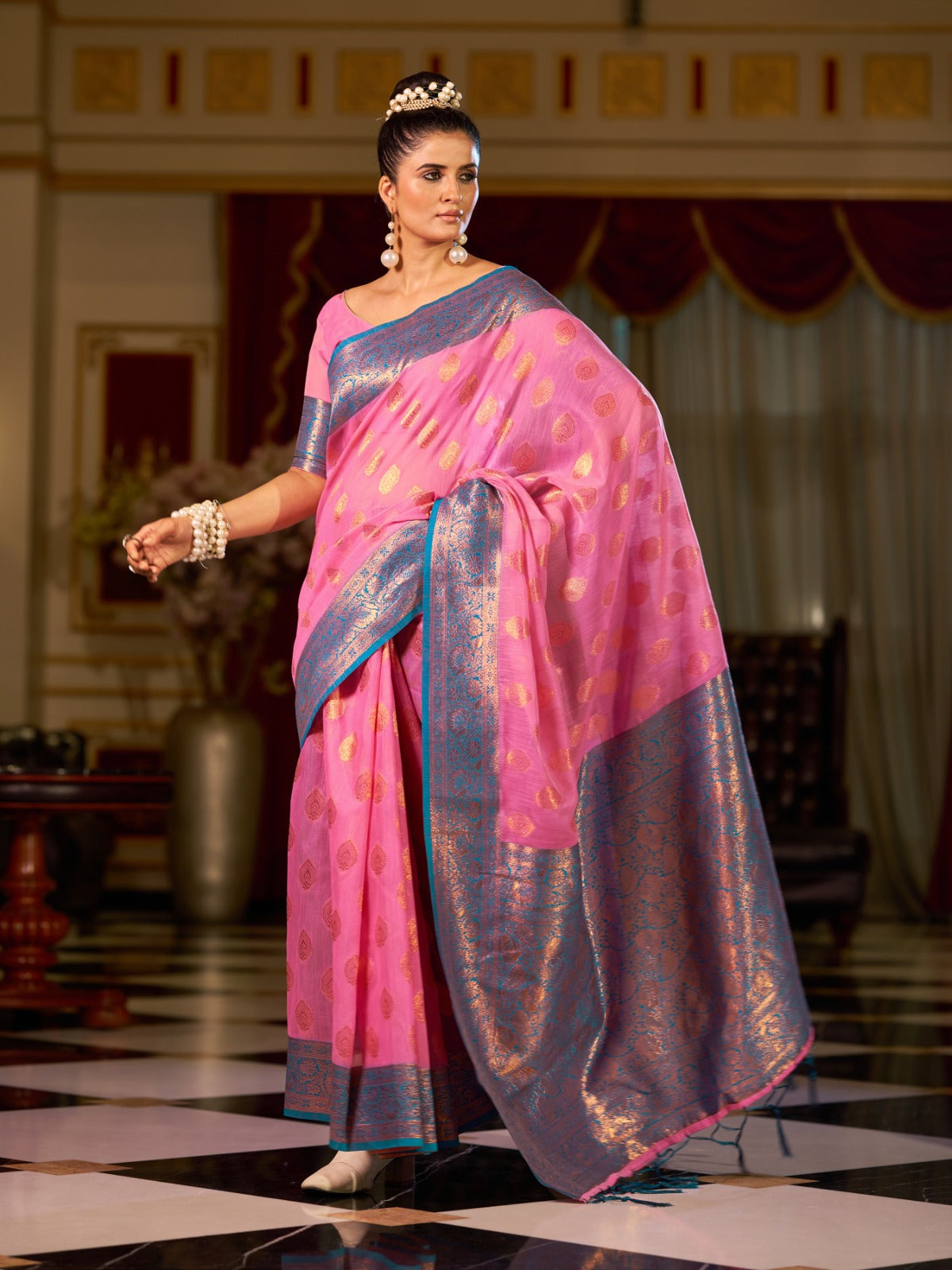 Pink  Cotton Linen Saree With Pure Cotton Unstitched Blouse Piece