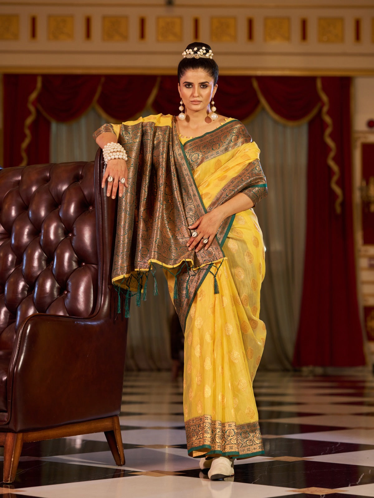 Yellow Cotton Linen Saree With Pure Cotton Unstitched Blouse Piece