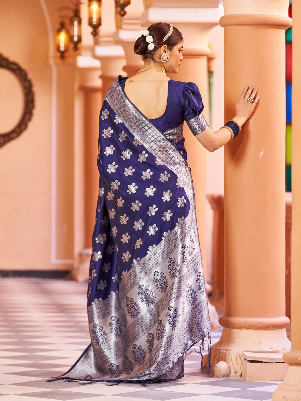 Dark Blue Silk Saree With Unstitched Blouse Piece