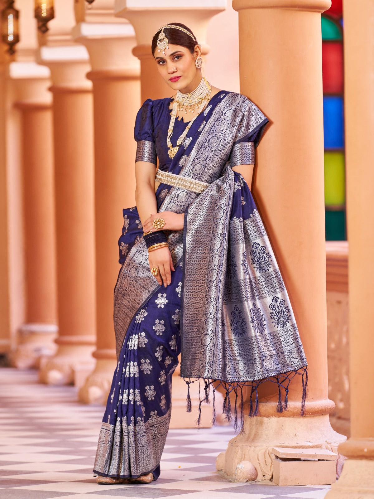Dark Blue Silk Saree With Unstitched Blouse Piece