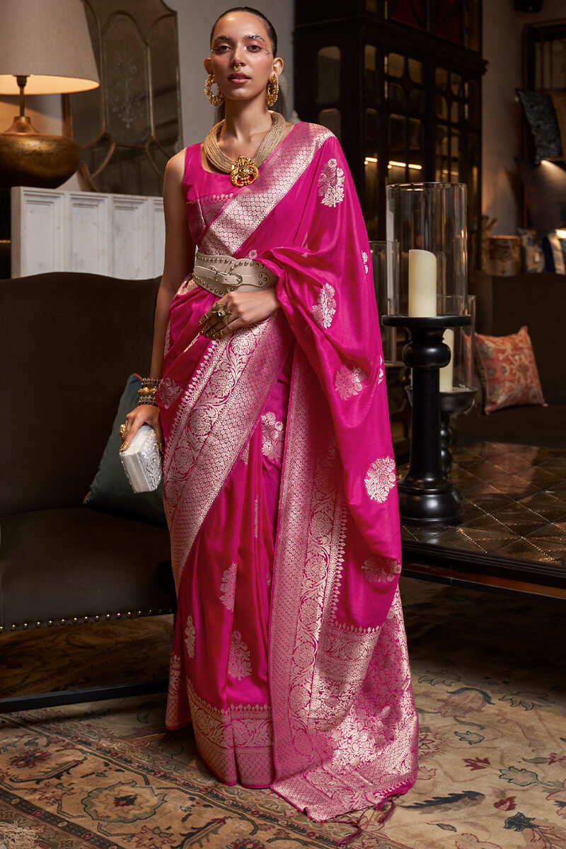 Fluid Pink Georgette Saree With Unstitched Blouse Piece